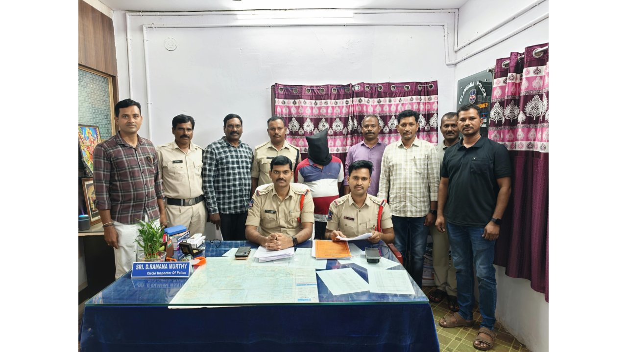 మంత్రాల నెపంతో మైనర్ బాలికపై అసభ్య ప్రవర్తన.. నిందితుడు అరెస్ట్