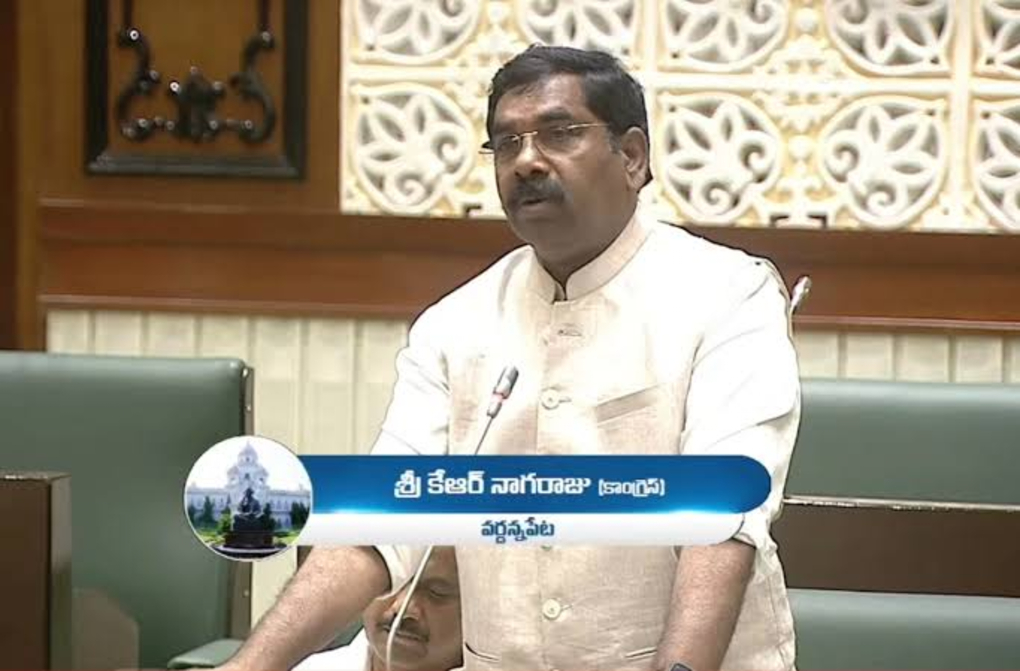 ఐనవోలుకు MPDO ఆఫీసు, పోలీస్ స్టేషన్ మంజూరు చేయాలి