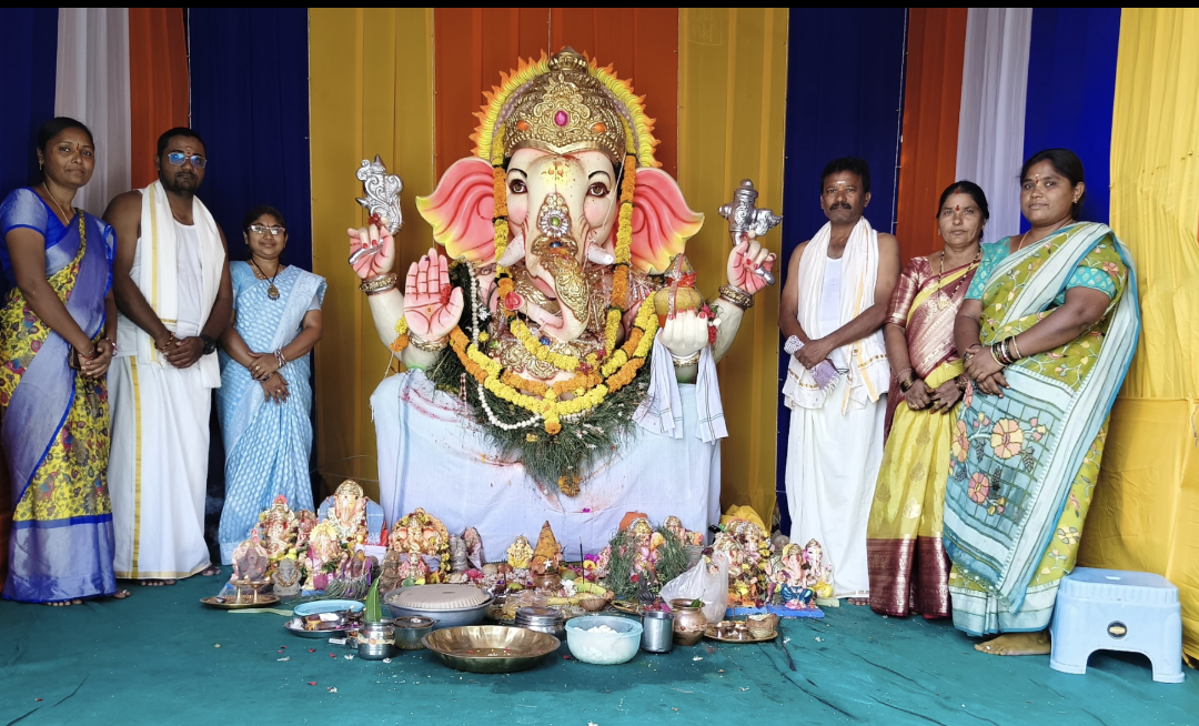 ఆకులవాడలో 6వ రోజు గణపతి పూజలు