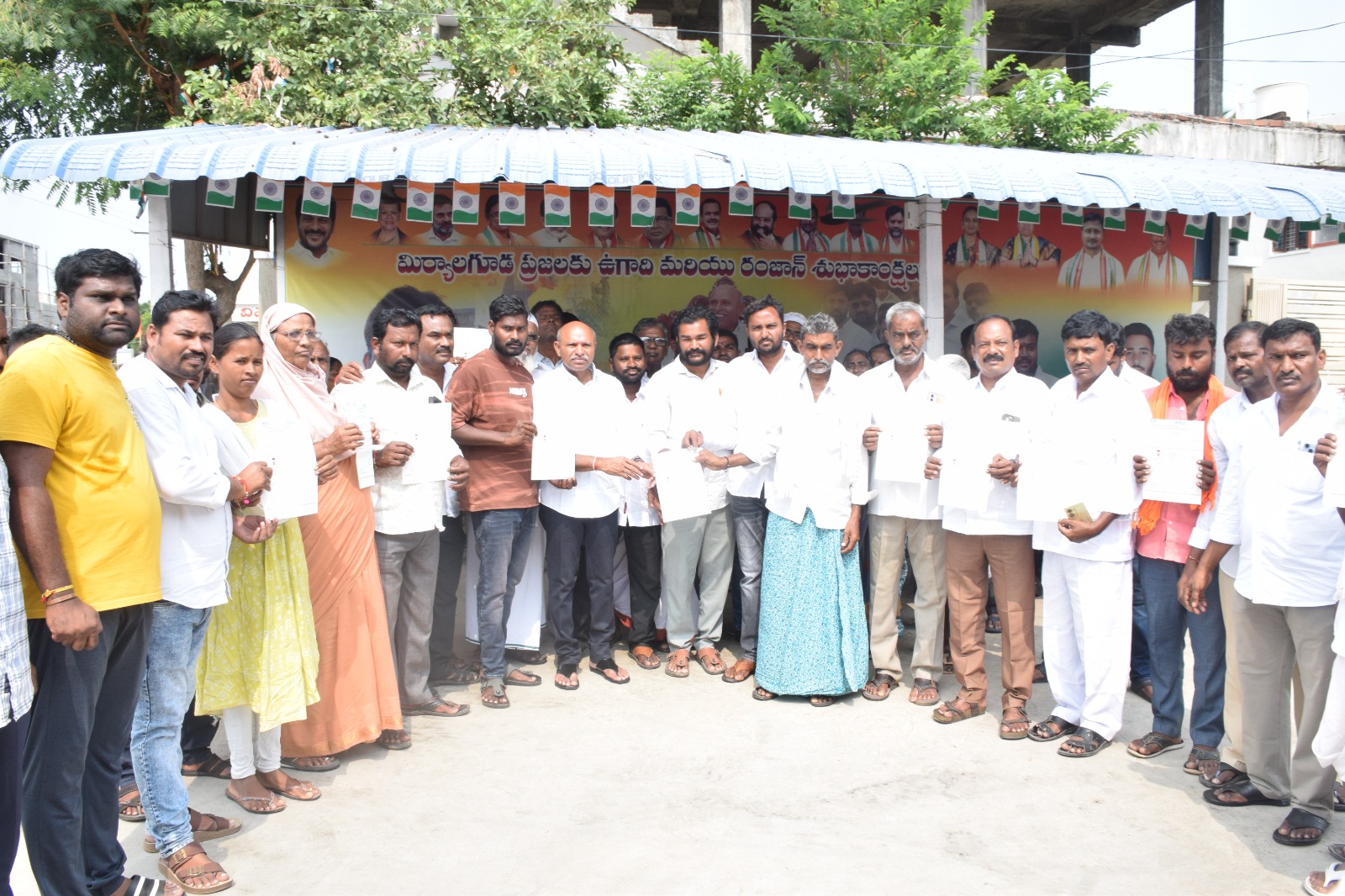 52 మంది లబ్ధిదారులకు రూ.47.65 లక్షల సీఎం సహాయనిధి చెక్కుల పంపిణ