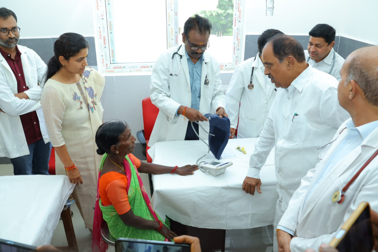 మెరుగైన వైద్య సేవలు అందించడమే ప్రభుత్వ లక్ష్యం 
