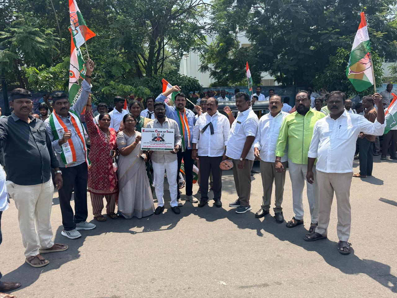 ఓటు చోరీ’పై కాంగ్రెస్ గర్జన..