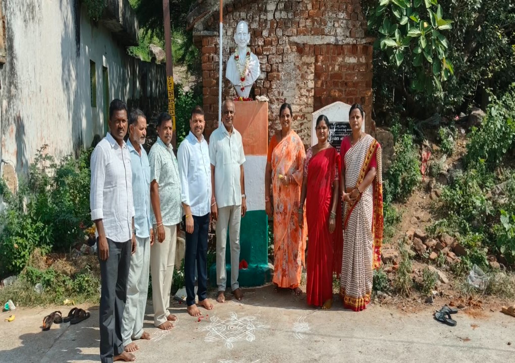 చింతగట్టులో ఘనంగా గాంధీ జయంతి వేడుకలు