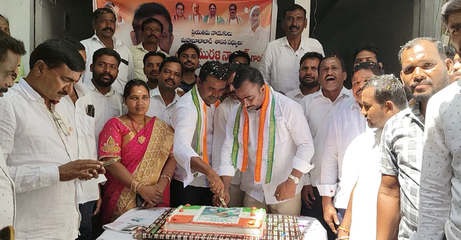 ఘనంగా మురళి నాయక్ జన్మదిన వేడుకలు.