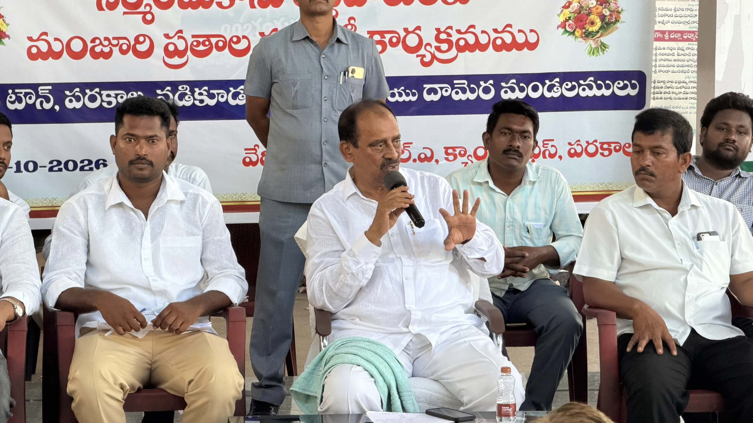 ప్రభుత్వ సంక్షేమ పథకాలను ప్రజల్లోకి విస్తృతంగా తీసుకెళ్లాలి