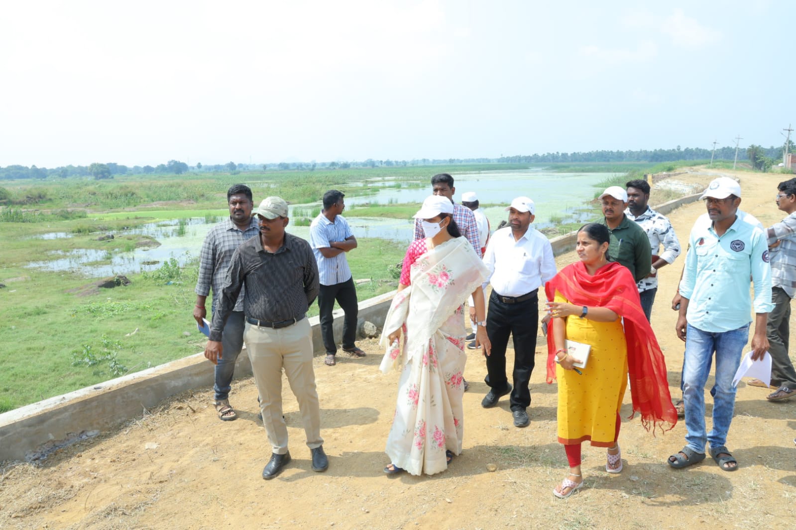 బతుకమ్మ ఉత్సవాలకు పటిష్ట ఏర్పాట్లు చేయాలి - కలెక్టర్