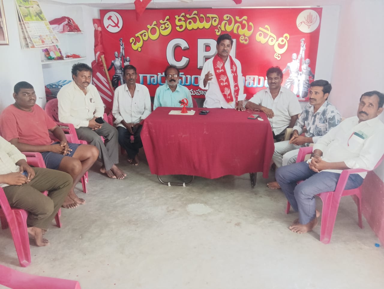 *అర్హులైన నిరుపేదలందరికీ జాగా లేని వారికి జాగా ఇచ్చి ఇందిరమ్మ పక్కా గృహాలు వెంటనే ఇవ్వాలి - సిపిఐ డిమాండ్