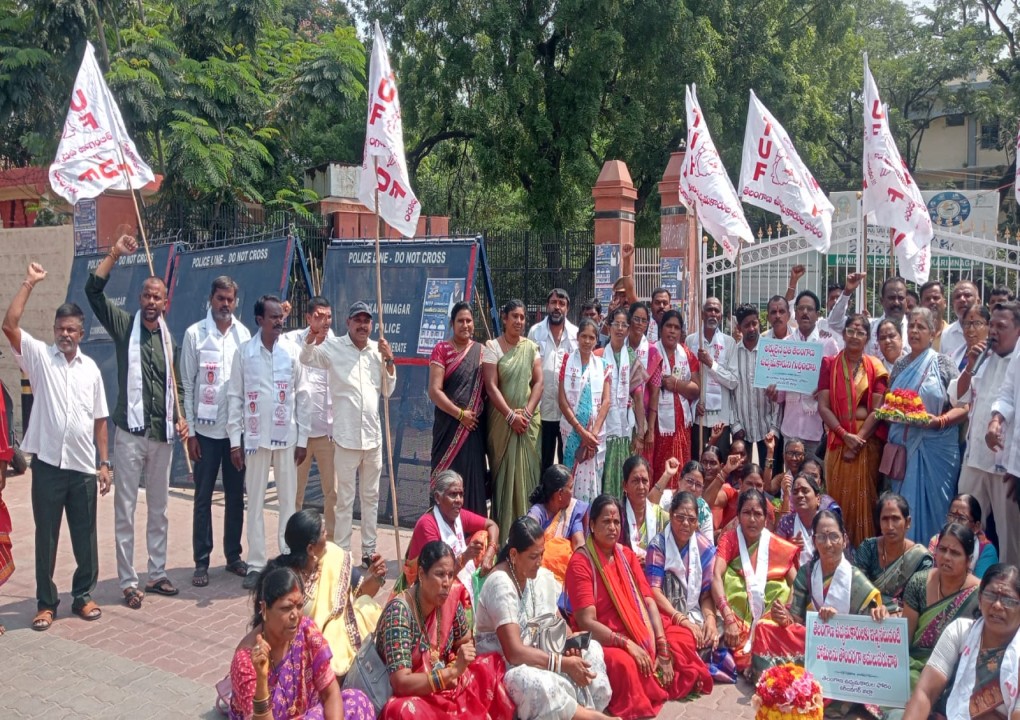 కేకే కమిటీతో కాలయాపన వద్దు.