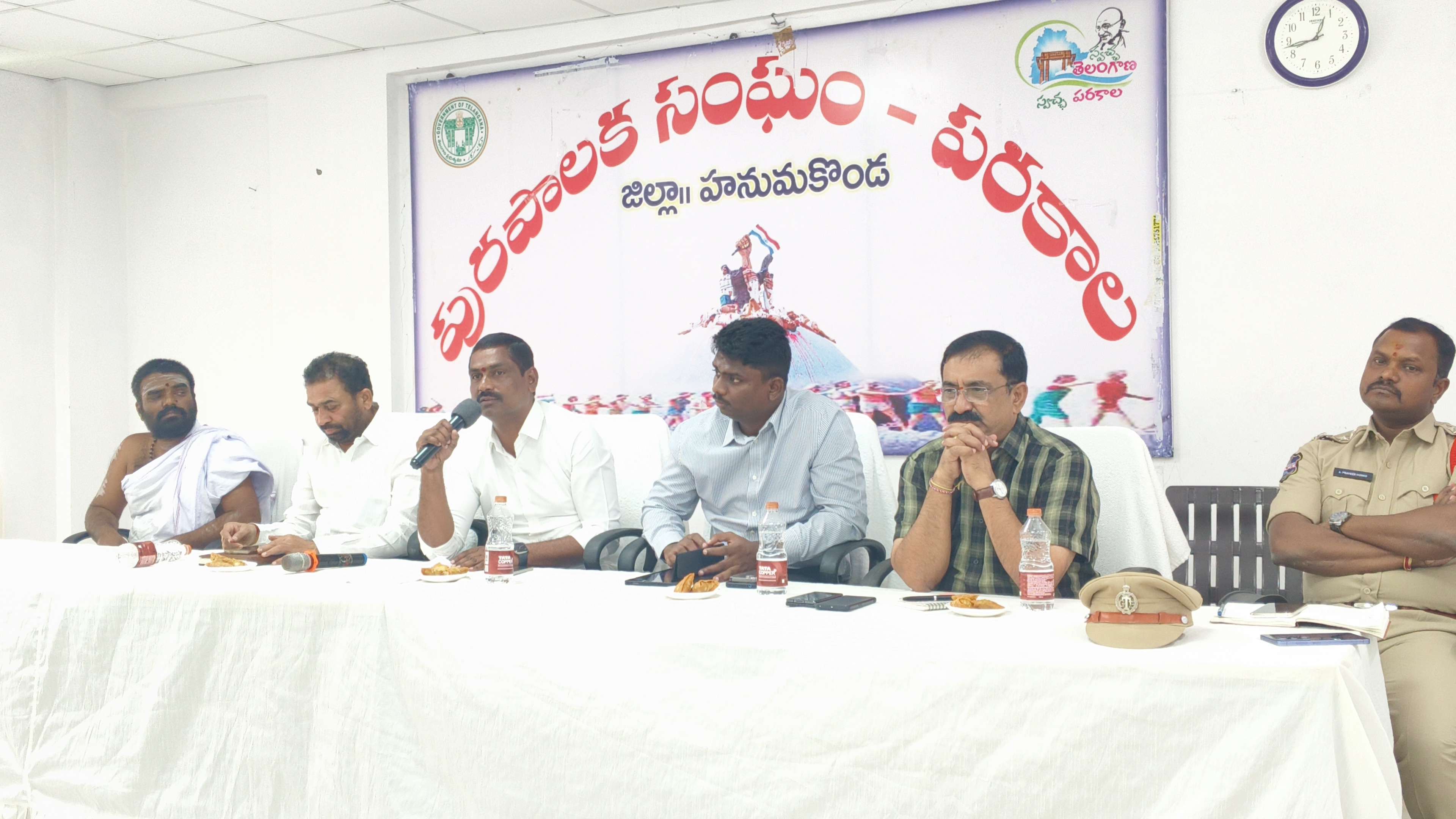 సద్దుల బతుకమ్మ, దసరా ఉత్సవాలు ప్రశాంతంగా నిర్వహించేందుకు పటిష్ట ఏర్పాట్లు చేయాలి సద్దుల బతుకమ్మ, దసరా ఉత్సవాలు ప్రశాంతంగా నిర్వహించేందుకు పటిష్ట ఏర్పాట్లు చేయాలి