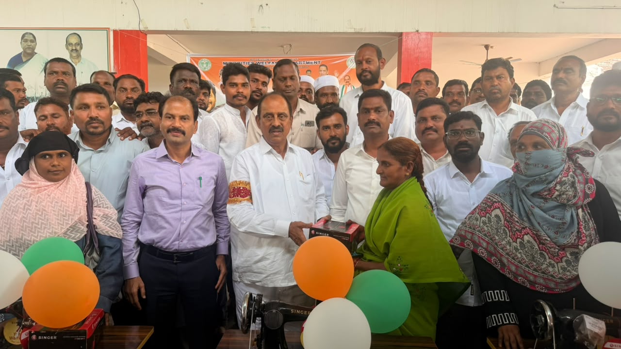 మహిళల ఆర్థిక స్వావలంబనే కాంగ్రెస్ ప్రభుత్వ లక్ష్యం