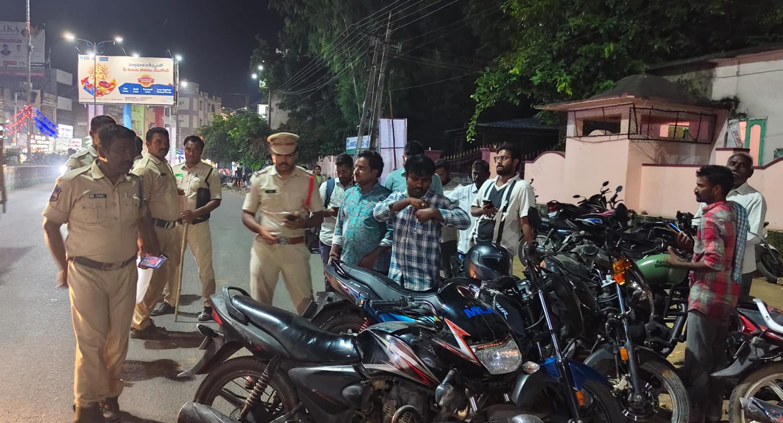 డ్రంక్ అండ్ డ్రైవ్‌పై పరకాల పోలీసుల ఉక్కుపాదం.రోడ్డు ప్రమాదాల నివారణకు ప్రత్యేక తనిఖీలు!